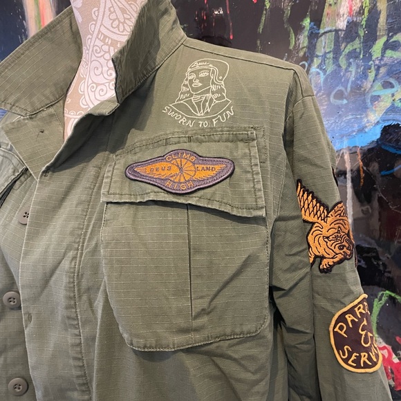 DEUS EX MACHINA from Urban Outfitters oversized jacket Sz Small - Picture 2 of 7